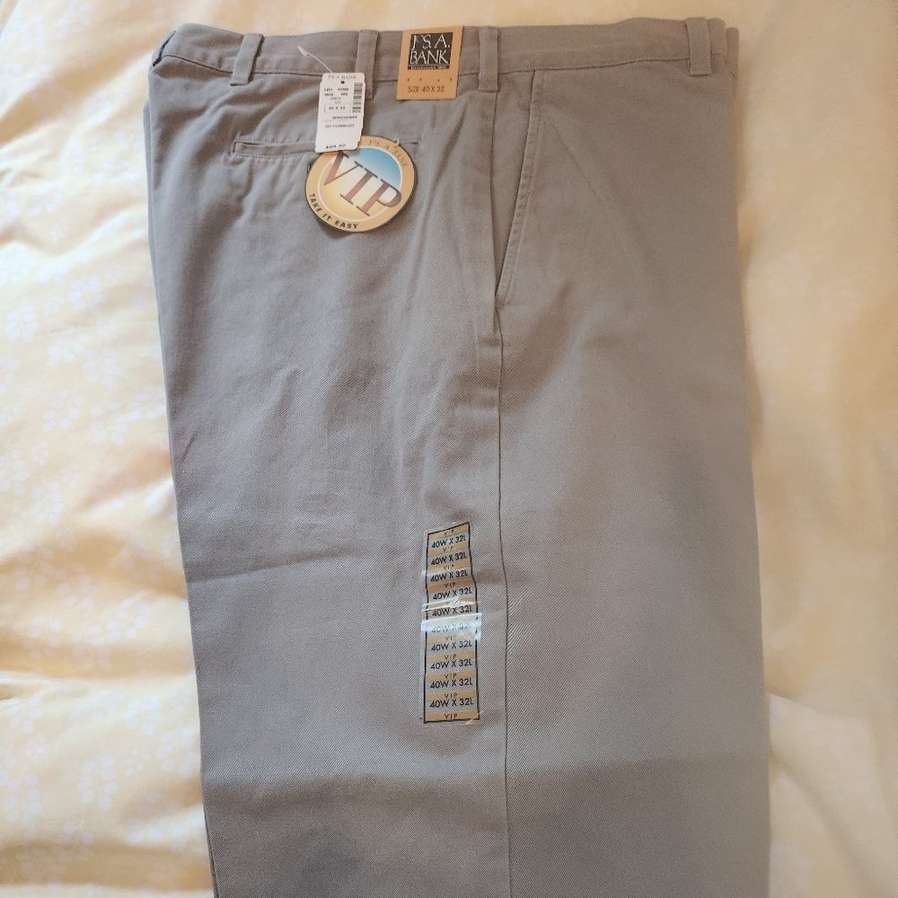 NEW Jos. A. banks  cotton 40 X 32  pants,  Grey